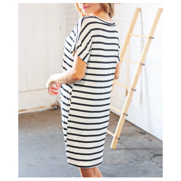 17 Chic Striped roll sleeves T shirt dress with side pockets - Picture 3 of 3